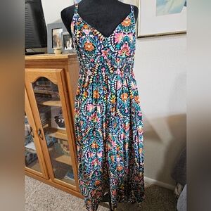 Multi color dress. Size L